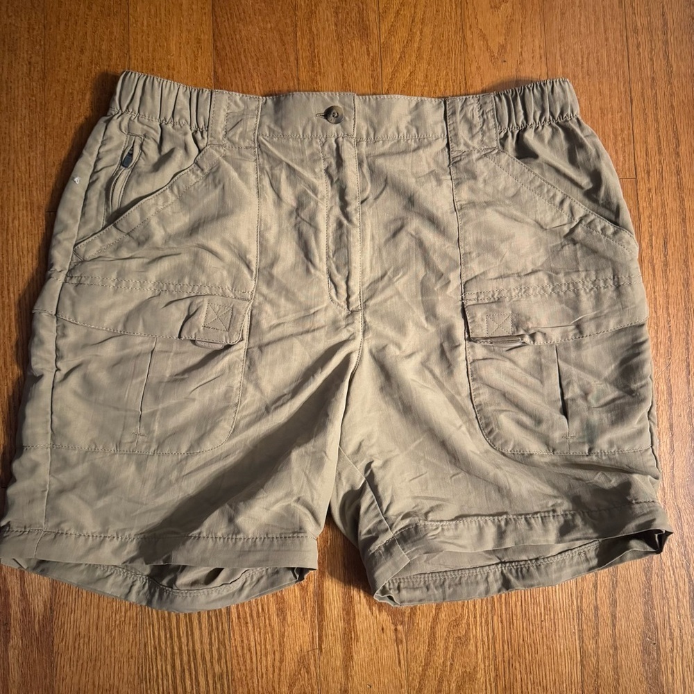 L.L. Bean Tan Cargo Shorts Womens size M